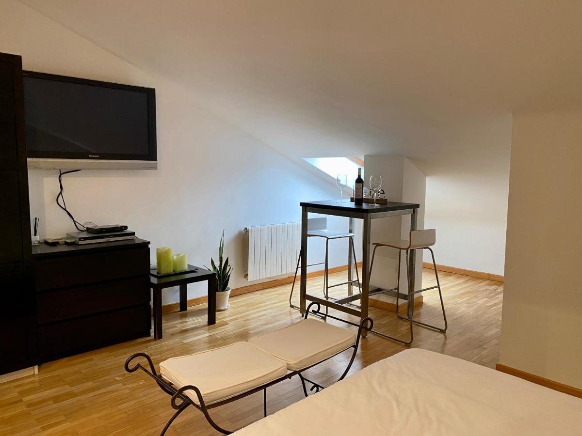 Atico Duplex Rio Ebro Apartment Haro Luaran gambar